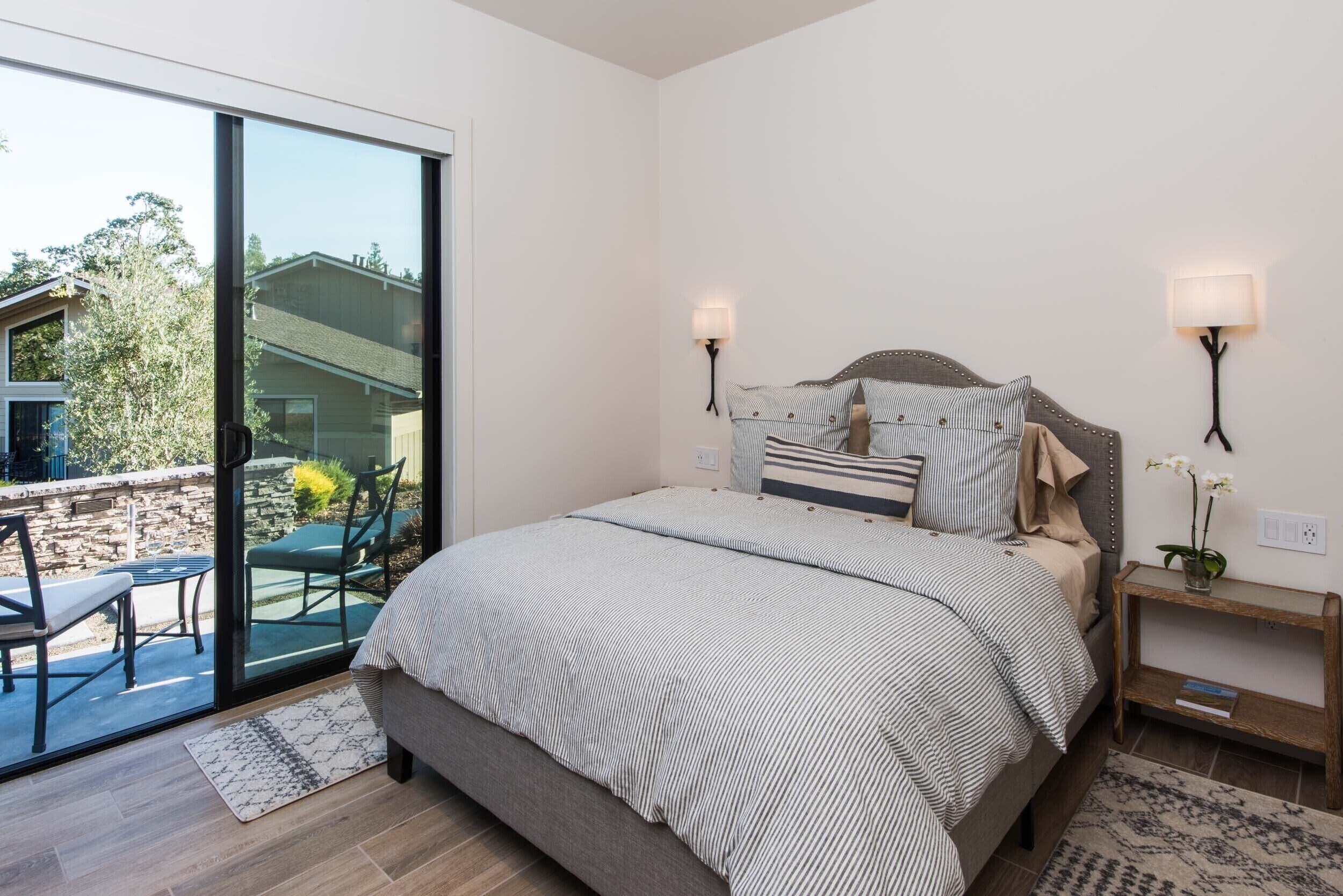 Silver Shadow: 3 BR, 3 BA Villa in Napa, United States