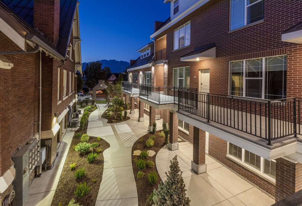 New Luxury Living in Downtown Provo (Unit 7)