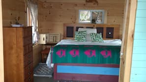 1 bedroom, linens