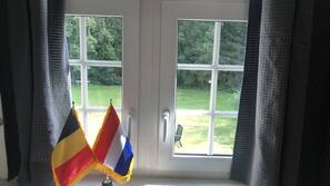 1 chambre, fer et planche à repasser, accès Internet, draps fournis