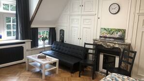 Télévision, cheminée
