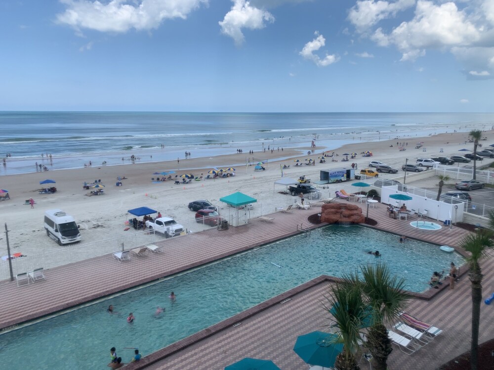 Daytona Beach Ocean Front with heated pool (UNIT 202)