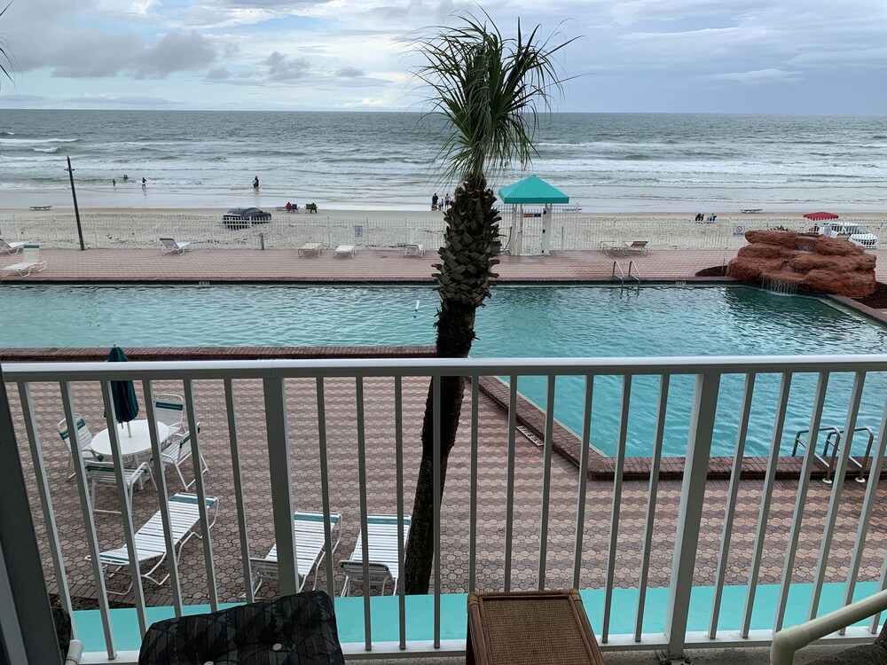 Daytona Beach Ocean Front with heated pool (UNIT 202)
