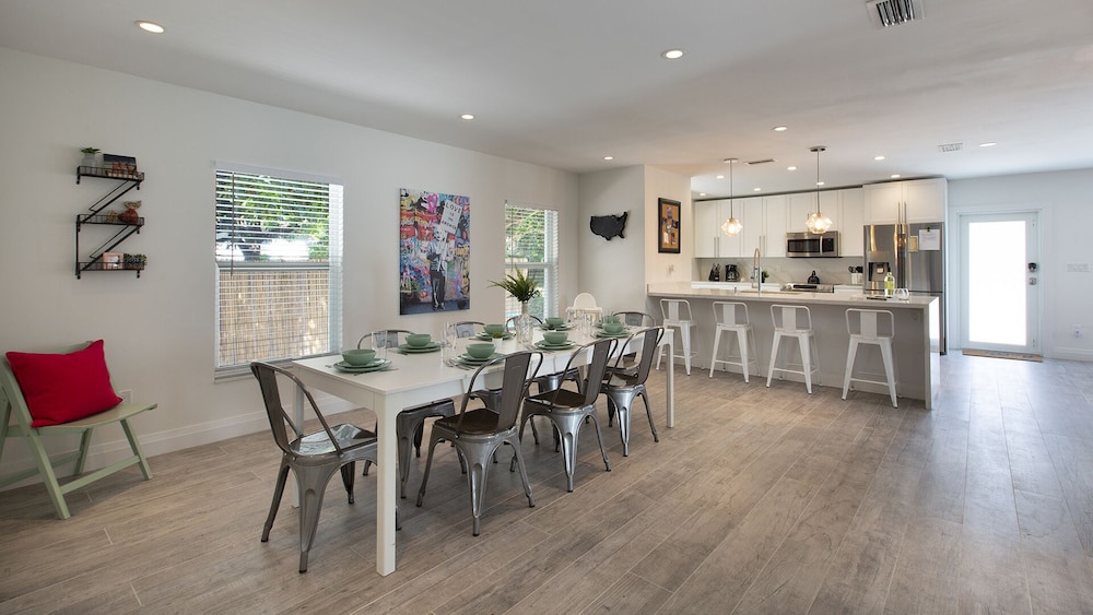 Beautiful, New 4-Bedroom In the Heart of Miami