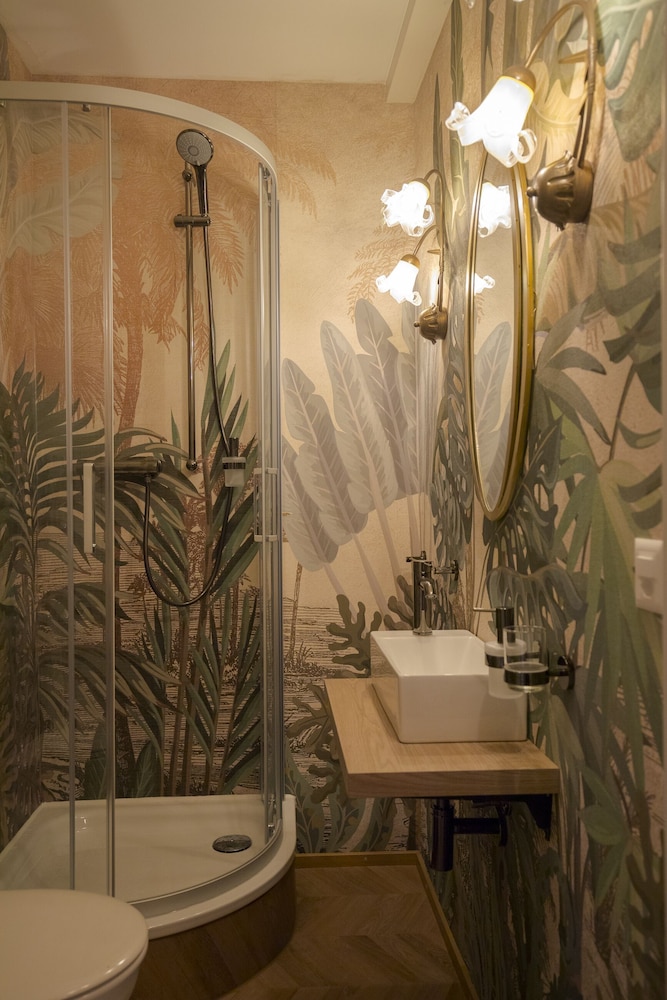 Photo - The Henry Self Check-In Guesthouse