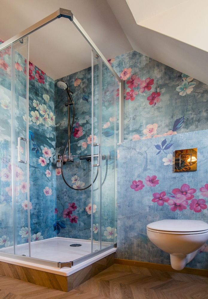 Photo - The Henry Self Check-In Guesthouse