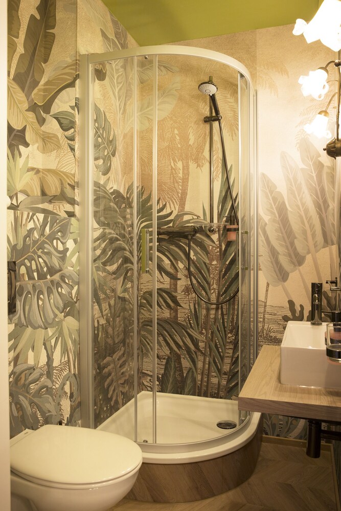 Photo - The Henry Self Check-In Guesthouse