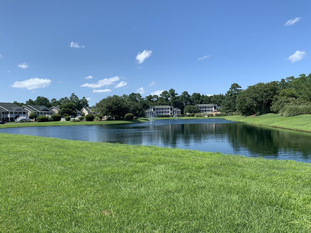 Spacious 3BR Condo on Golf Resort in Pawleys Island