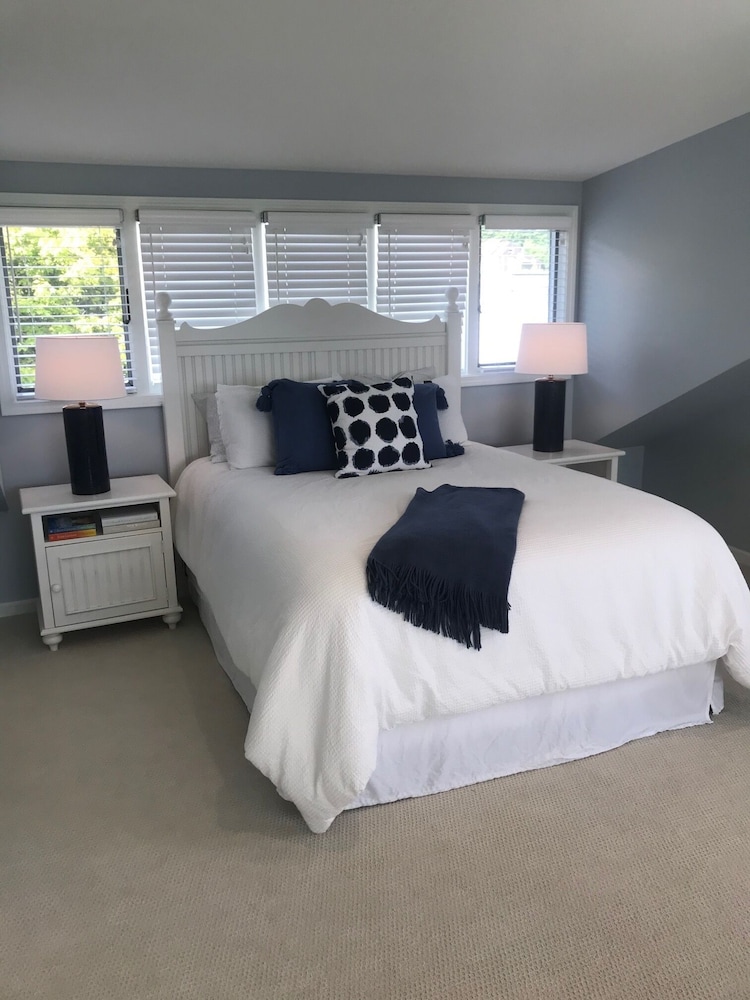 Waterfront Saugatuck/Douglas Condo Douglas Vrbo