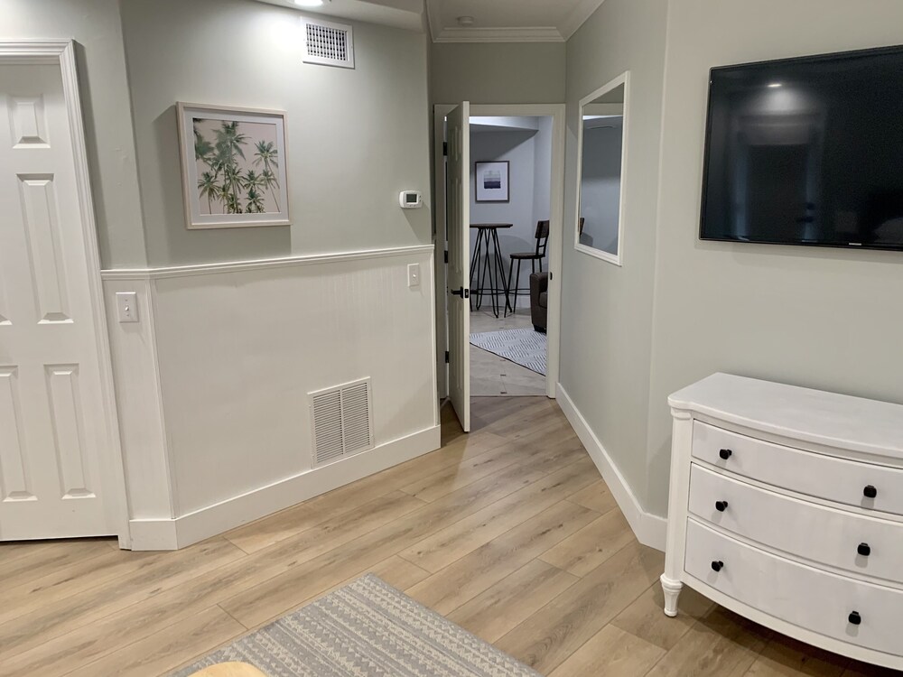 Private & Clean Apartment 5 Min Walk To Beach