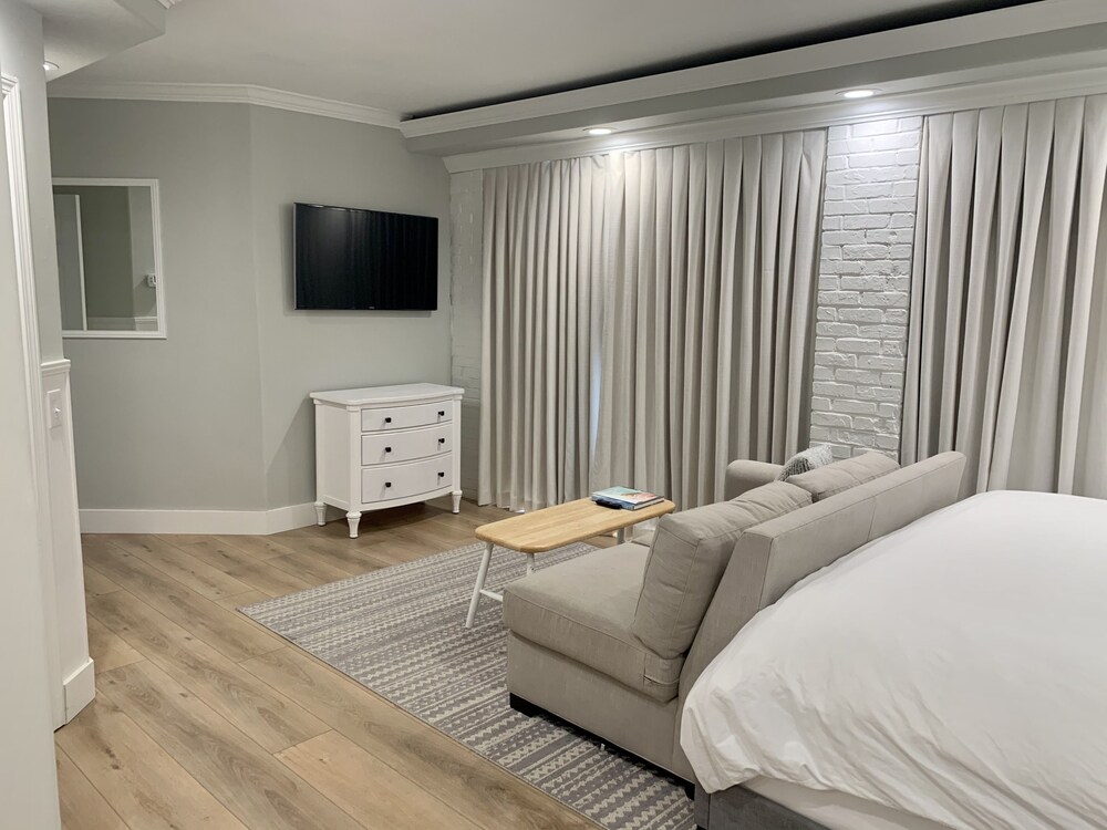 Private & Clean Apartment 5 Min Walk To Beach