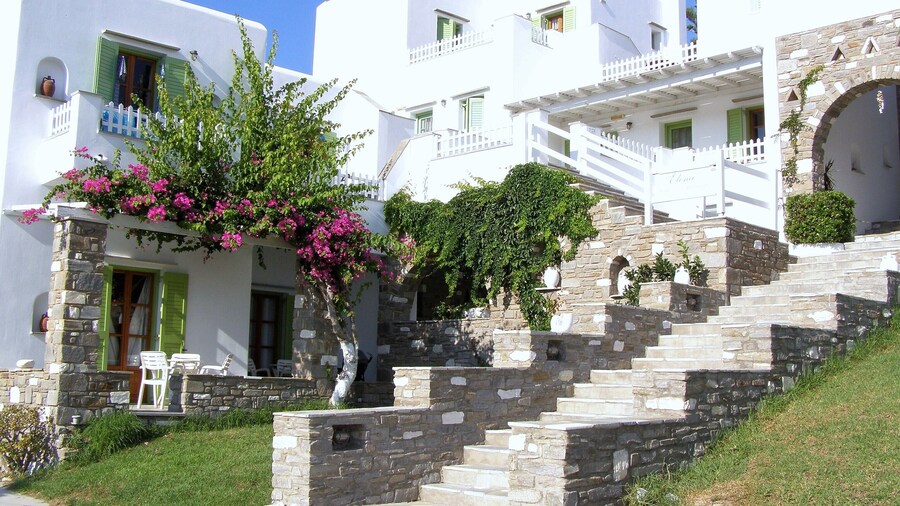 Elena Studios and Apartments