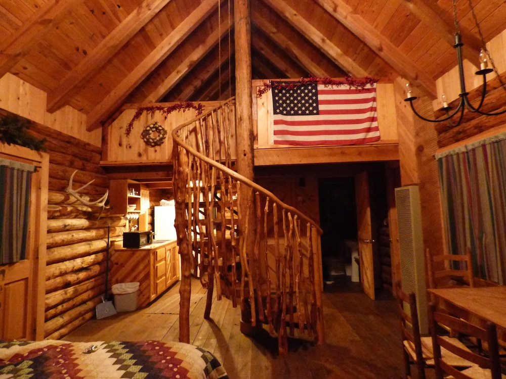Circle Pine Ranch "The Real Log Cabin Experience", Alpine Room Prices