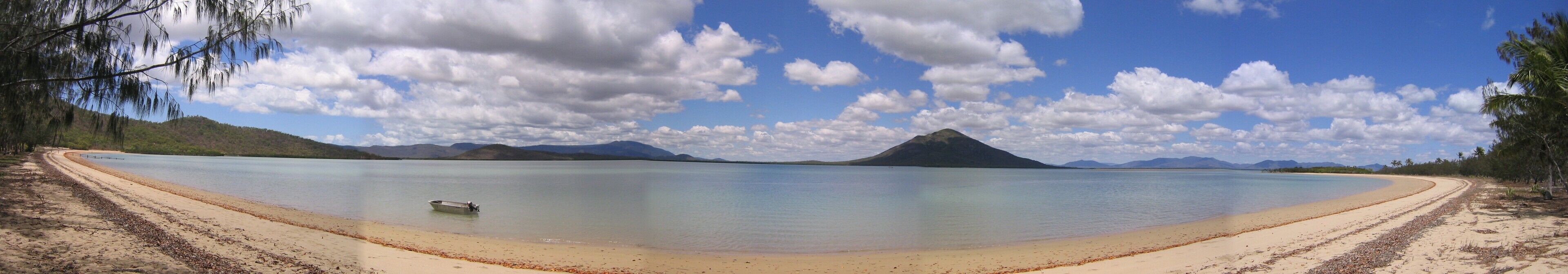 Sinclair BAY Resort. Private AND Secluded