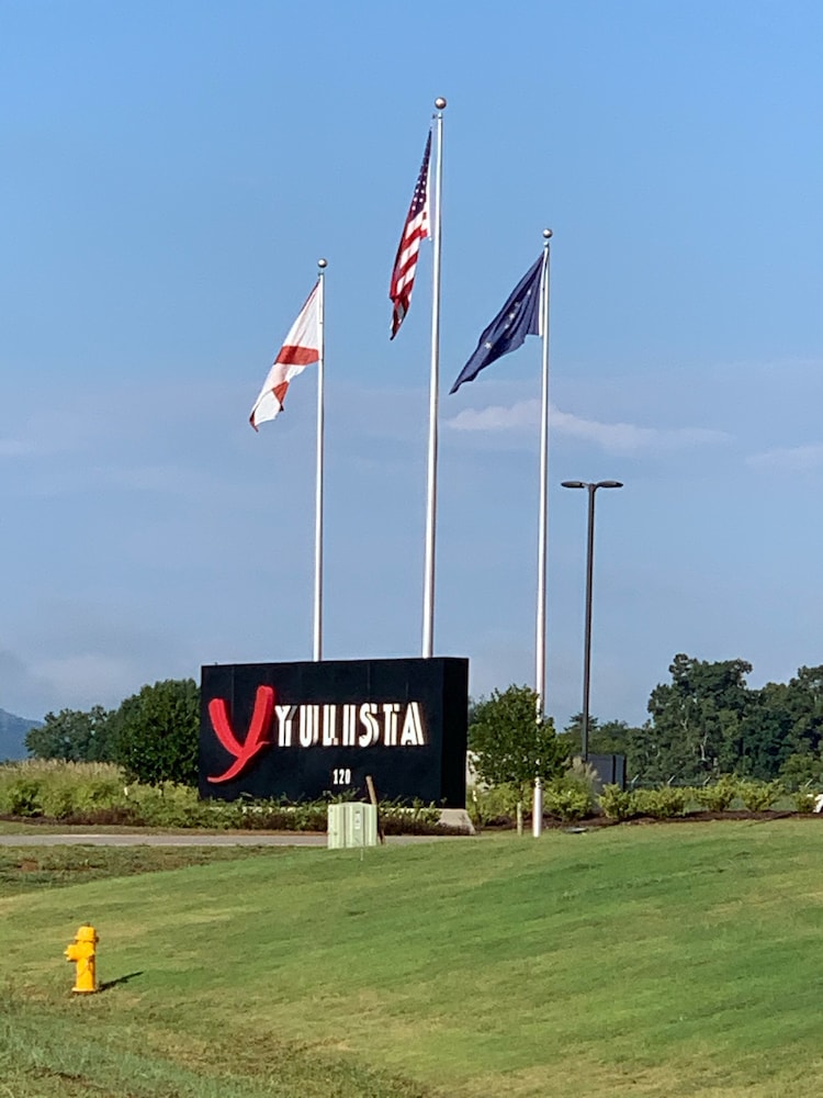 Executive Industrial Loft Apartment at the Huntsville Executive Airport.