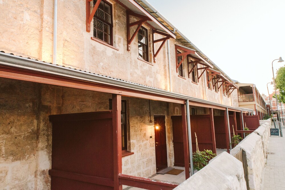 Warders Hotel Fremantle