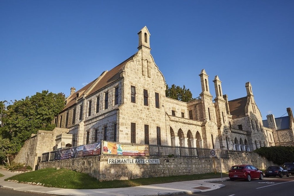 Warders Hotel Fremantle