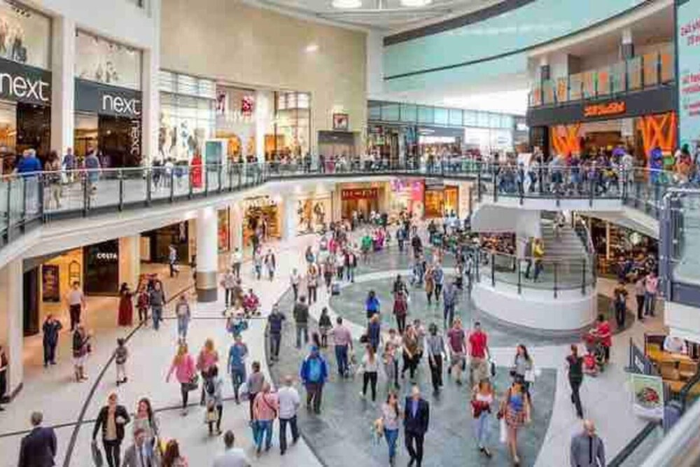 Stylish and Immaculate 2-bed Apartment in Leigh