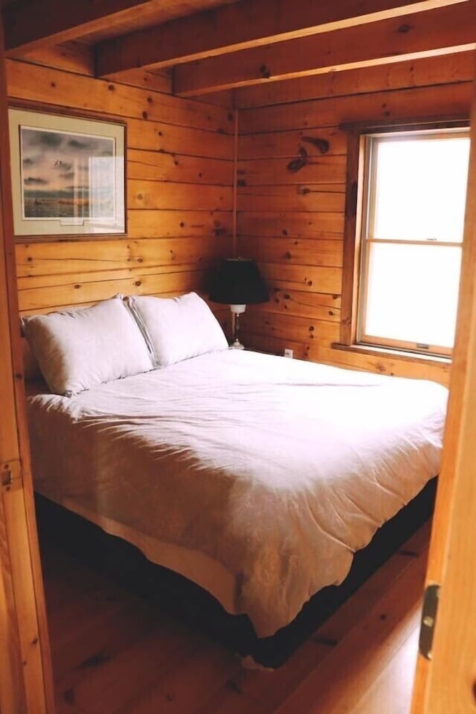 Private Log Cabin Rental Drayton Valley Vrbo