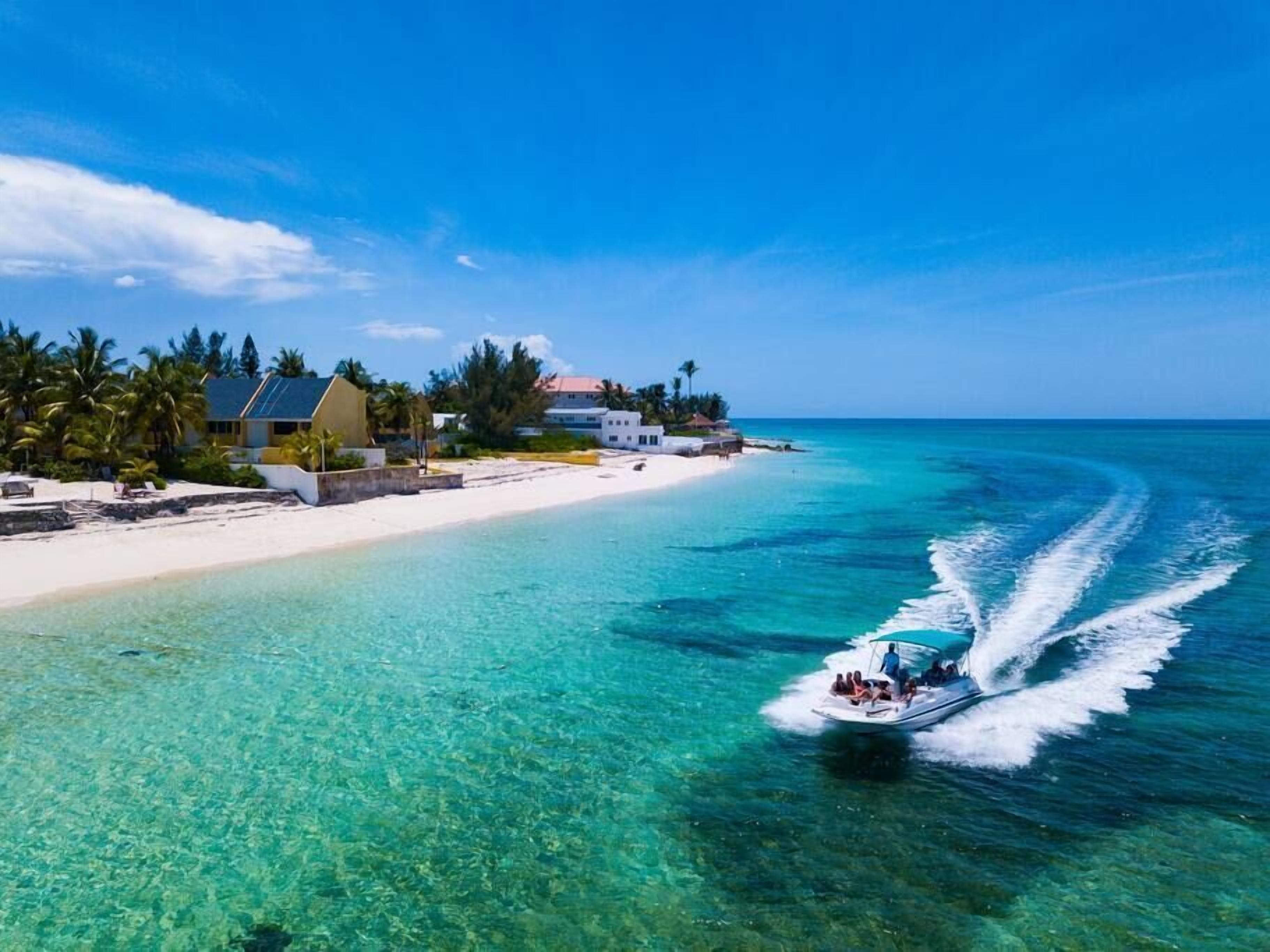 Blue Ocean Village House at Cable Beach in Nassau, Bahamas