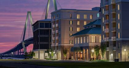 Embassy Suites by Hilton Charleston Harbor Mt. Pleasant