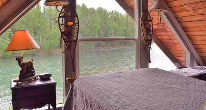 Cowlitz River Cabin