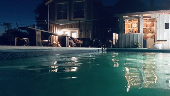 Outdoor pool, a heated pool