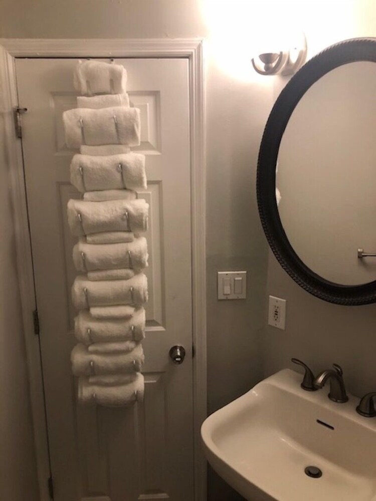 Best Midtown Location By the Park!