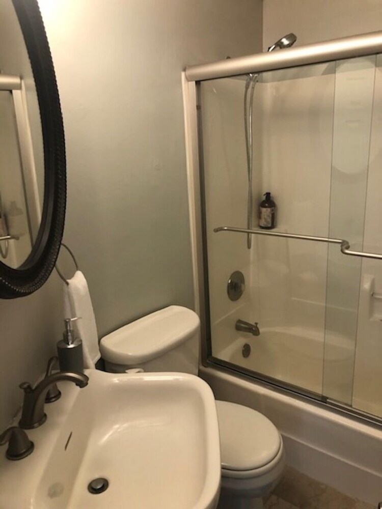 Best Midtown Location By the Park!