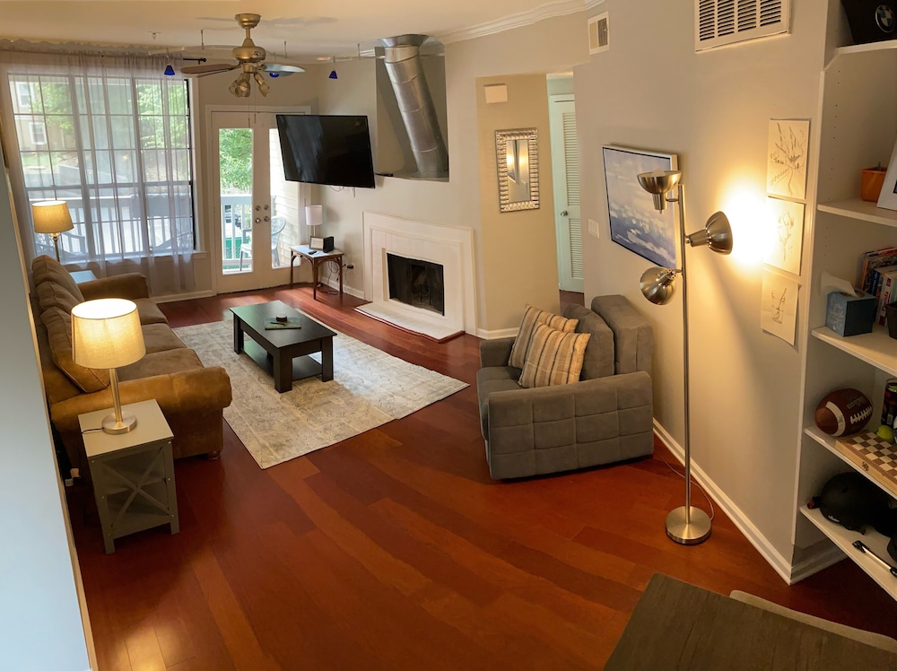 Best Midtown Location By the Park!