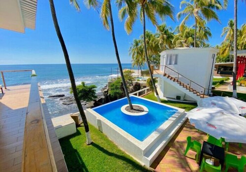 Reef On The water in San Salvador, El Salvador
