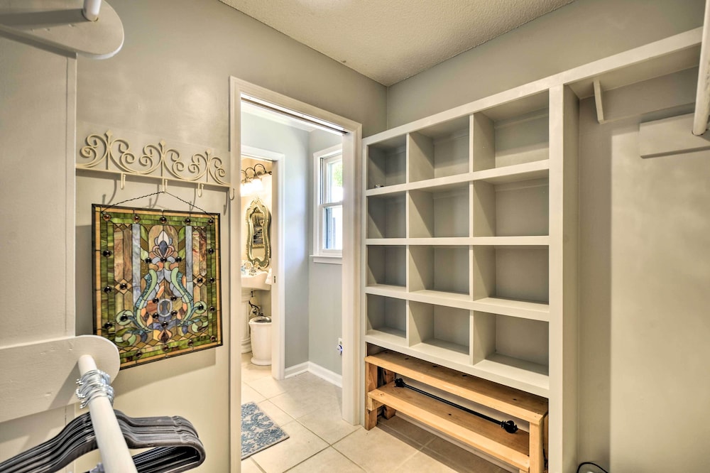 Horse-Friendly Alabama Home-Away-From-Home!