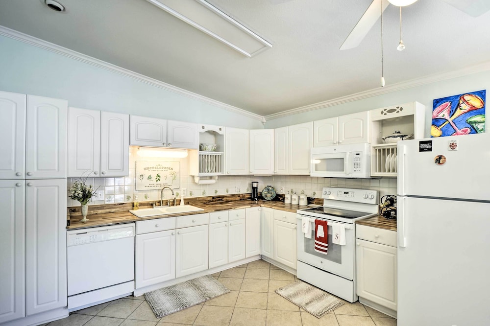 Horse-Friendly Alabama Home-Away-From-Home!