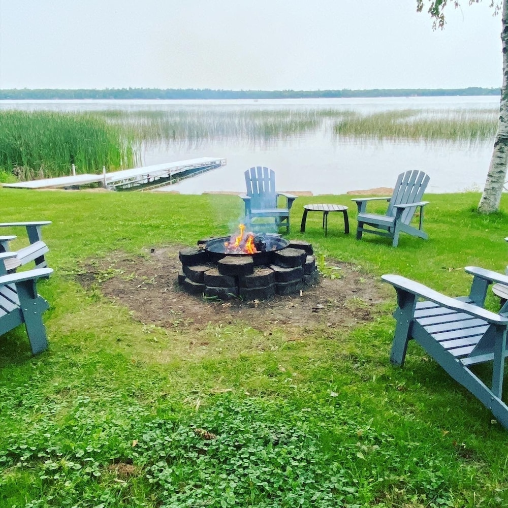 Calling Outdoor Adventurers! Resting on Grace Lake House with Home