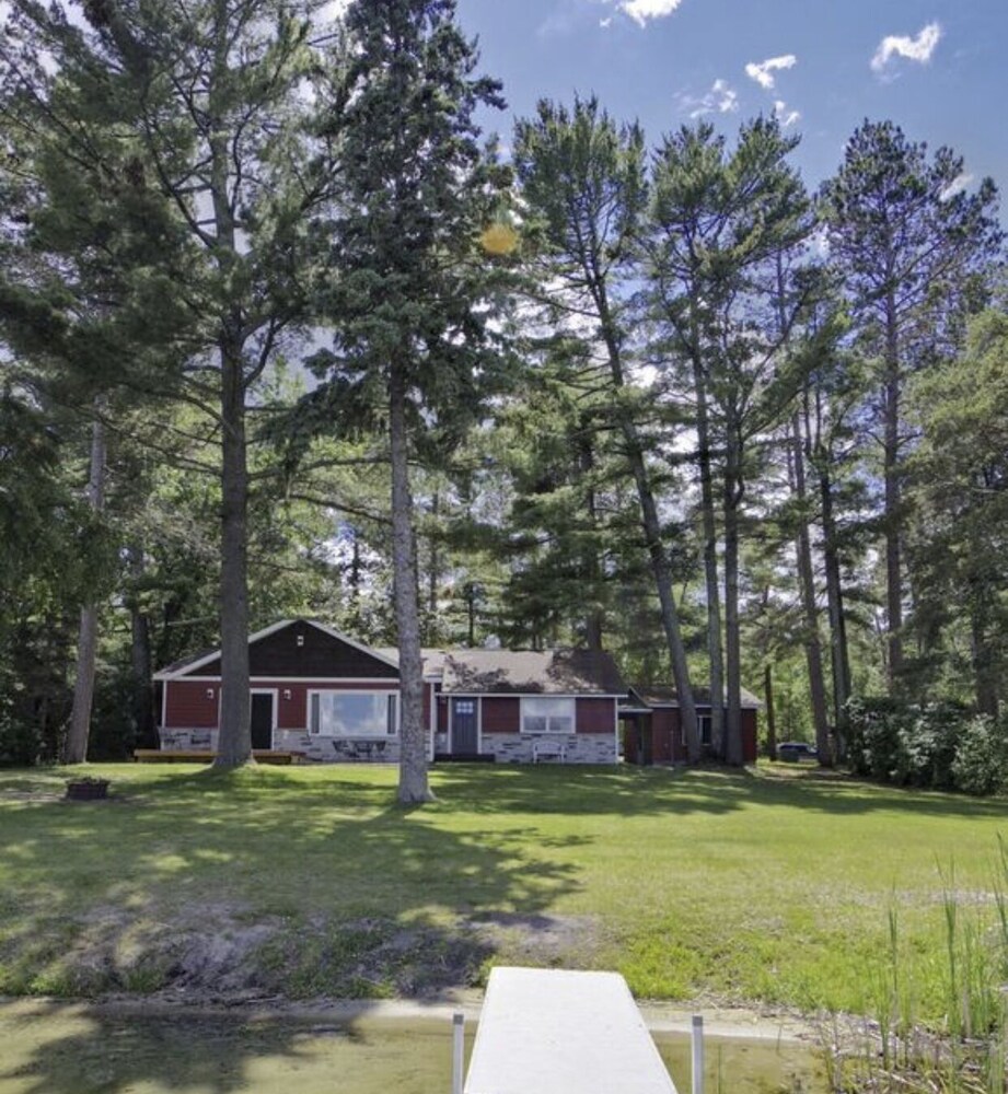 Calling Outdoor Adventurers! Resting on Grace Lake House with Home