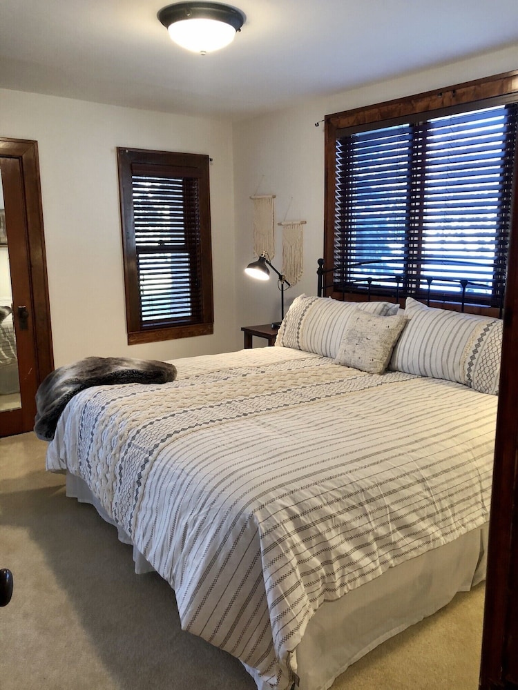 Spice of Life Cottage on Green Lake Family Rental. Spicer Vrbo