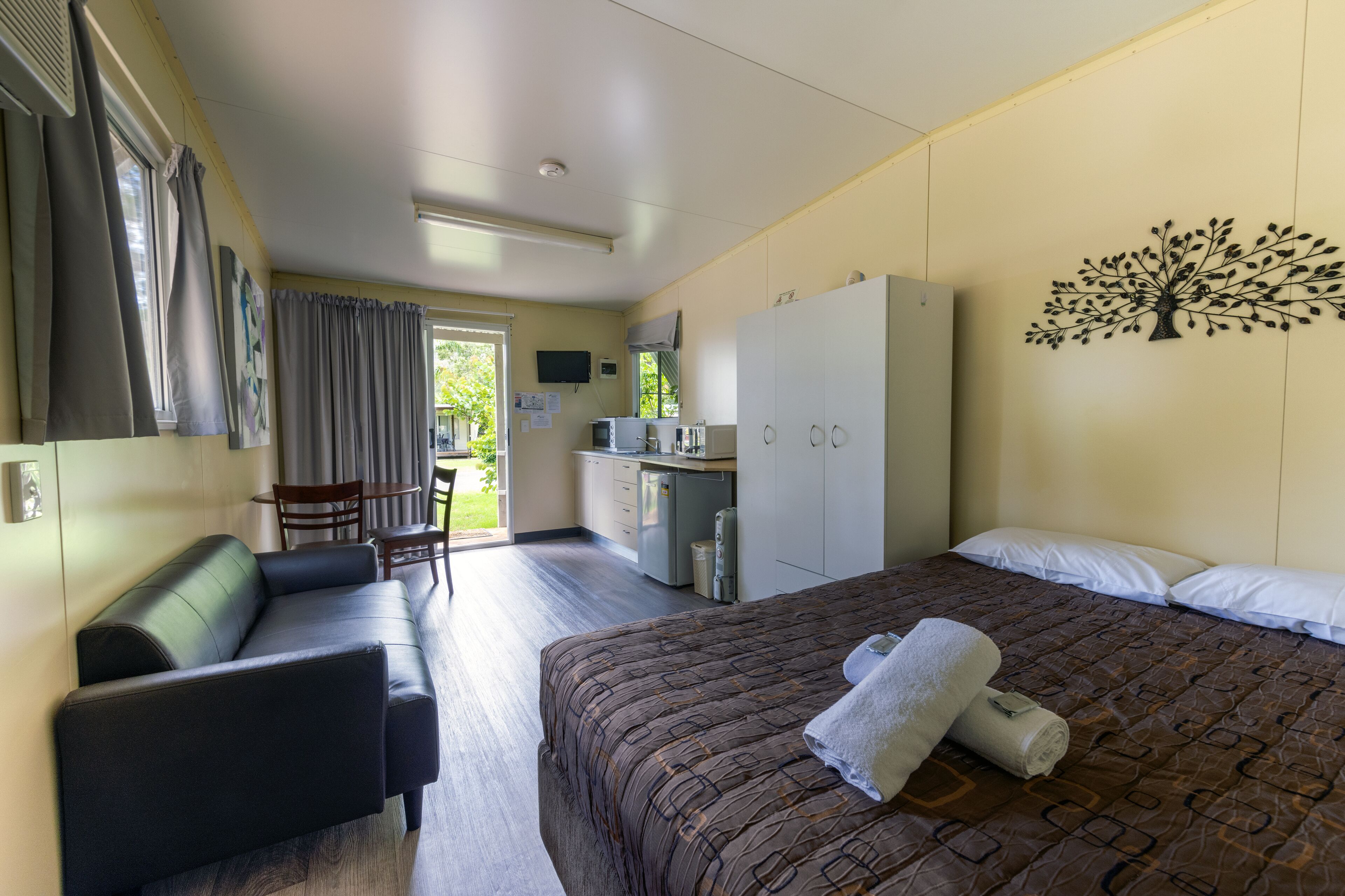 Esk Caravan Park & Motel