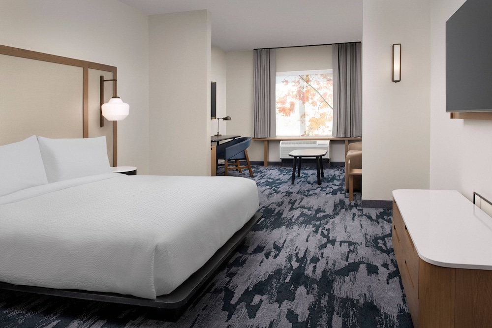 Fairfield Inn & Suites by Marriott Santa Rosa Rohnert Park