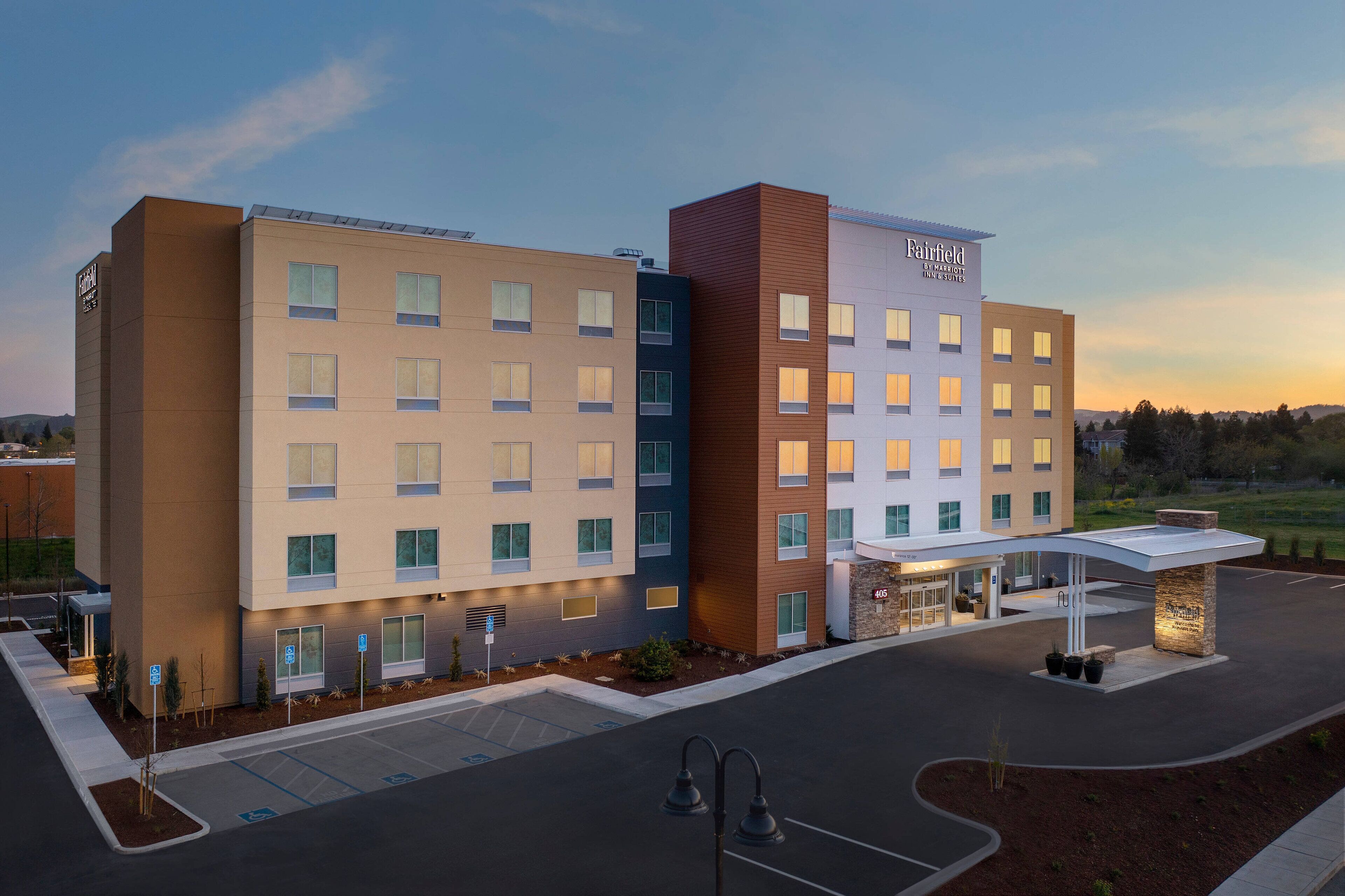 Fairfield Inn Suites By Marriott Santa Rosa Rohnert Park 2022 Room Prices Deals Reviews Expediacom