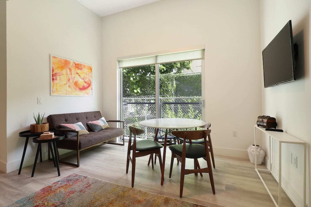 NEW Two Bedroom Apartment in Little Havana -  8 Min from Downtown & Brickell