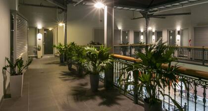 Marketplace Suites