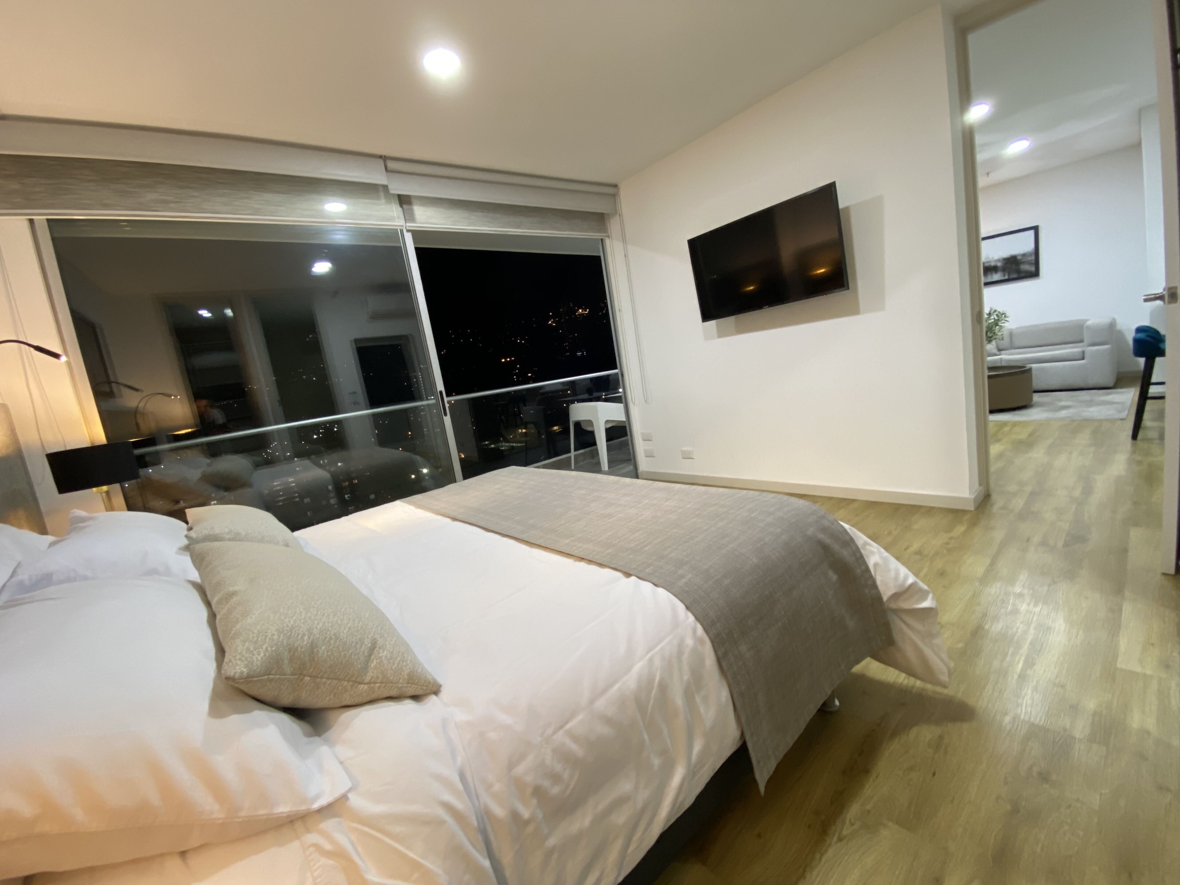 Lujoso Apartamento En El Poblado Medellin 2505 2021 Room Prices Deals Reviews Expedia Com