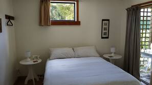 1 bedroom, linens