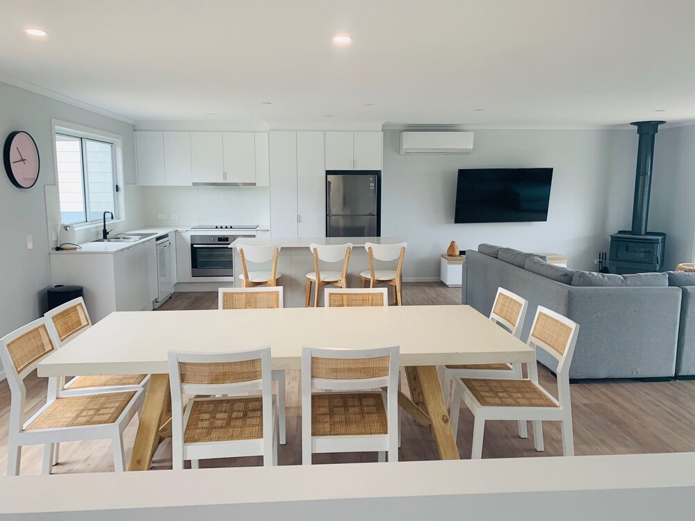 Brand New House with Amazing Views Deals & Reviews (Venus Bay, AUS) Wotif