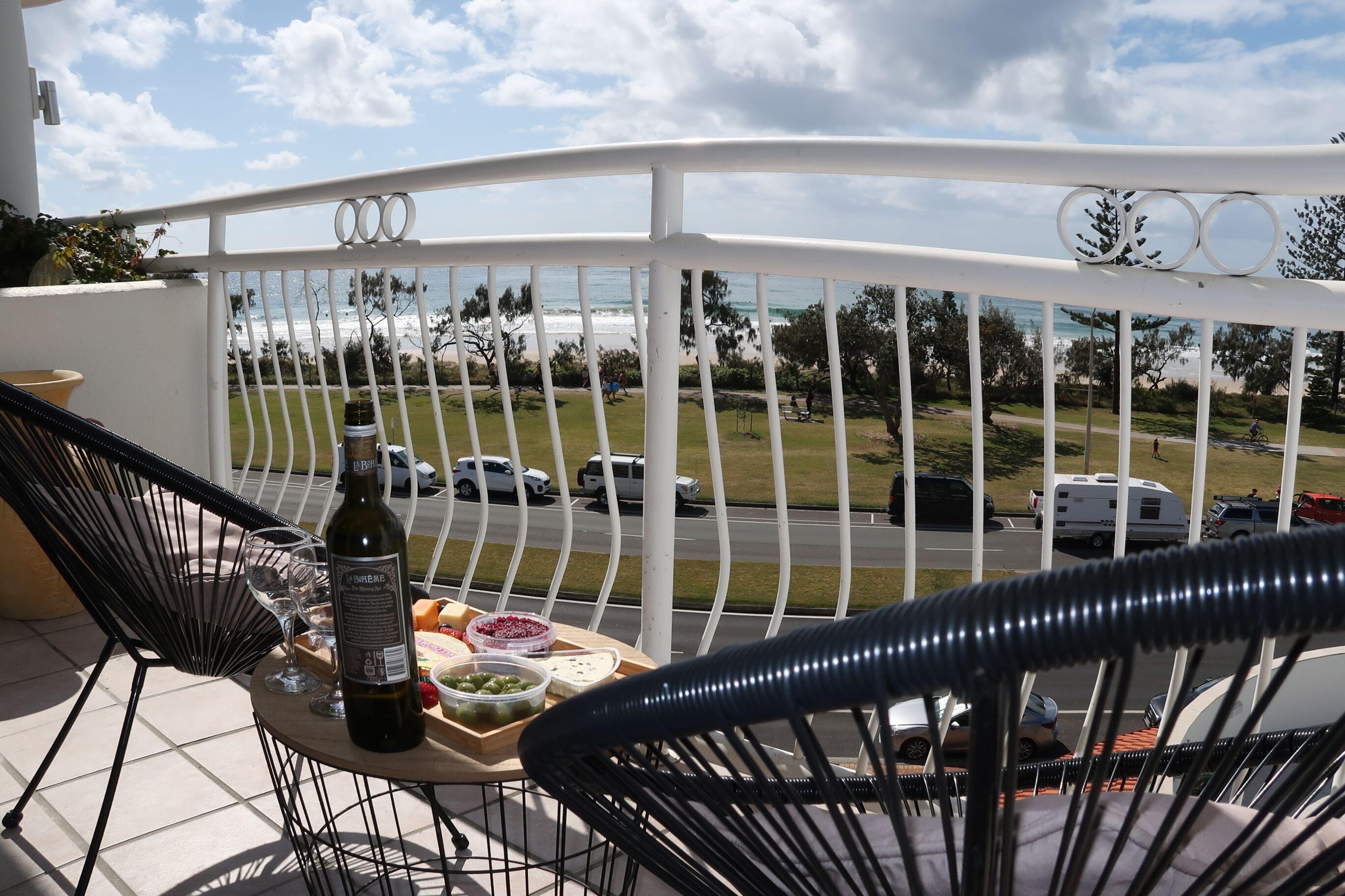 Luxe Unit With 180 Degree Ocean Views