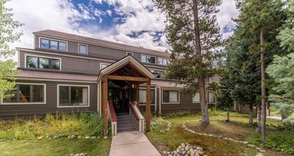 Pines by Summit County Mountain Retreats