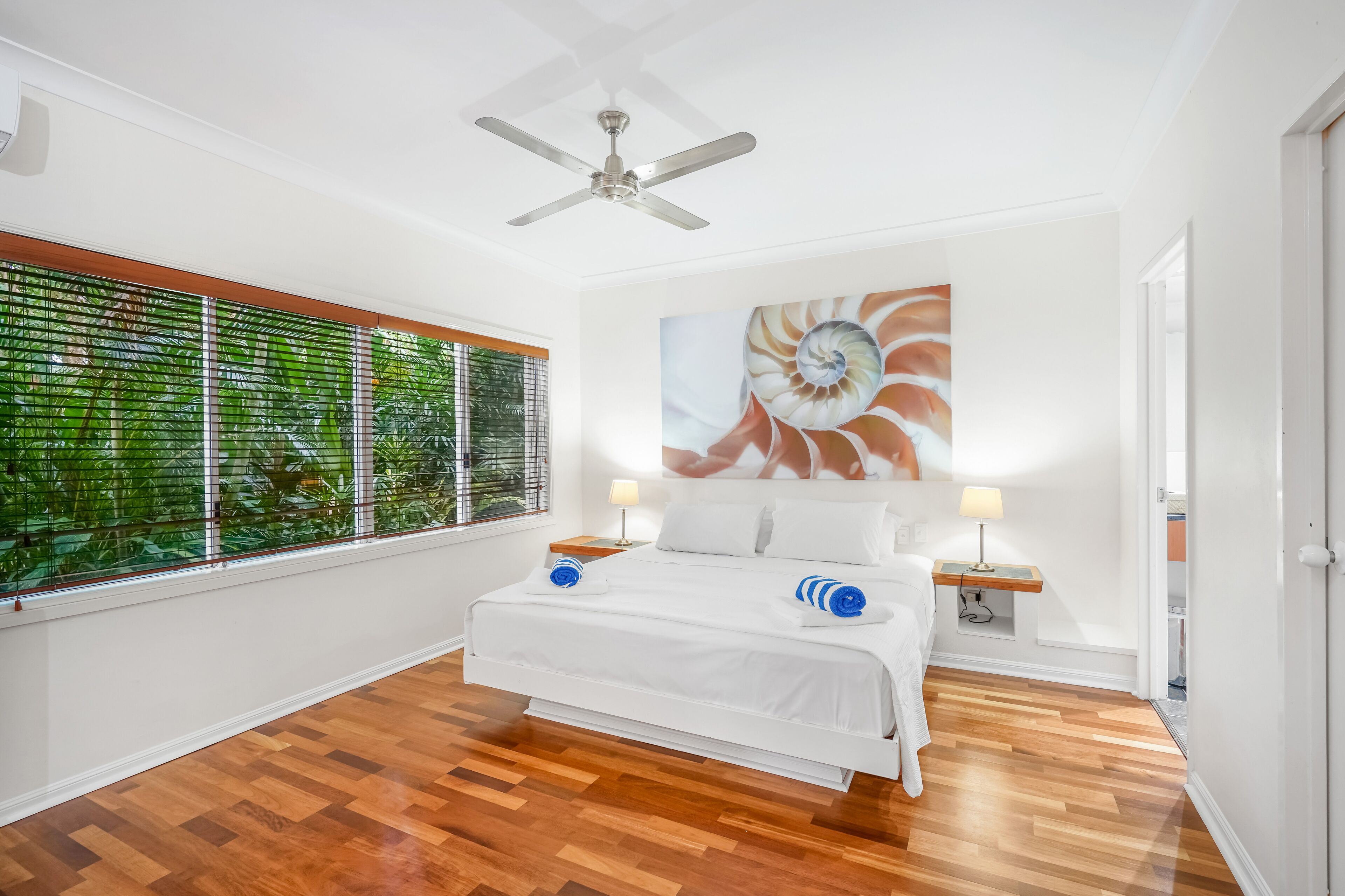 Poolside Apt. in Alamanda Beachfront Resort (52)