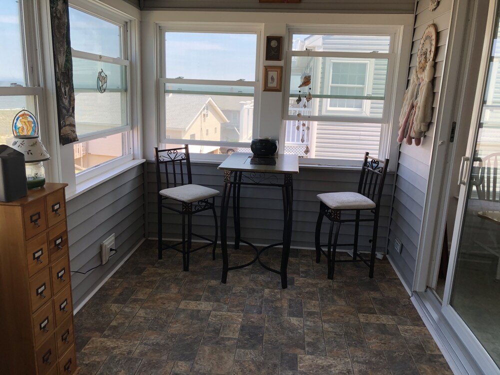 Looking for a private beach with amazing sunsets and sunrises?? Look no