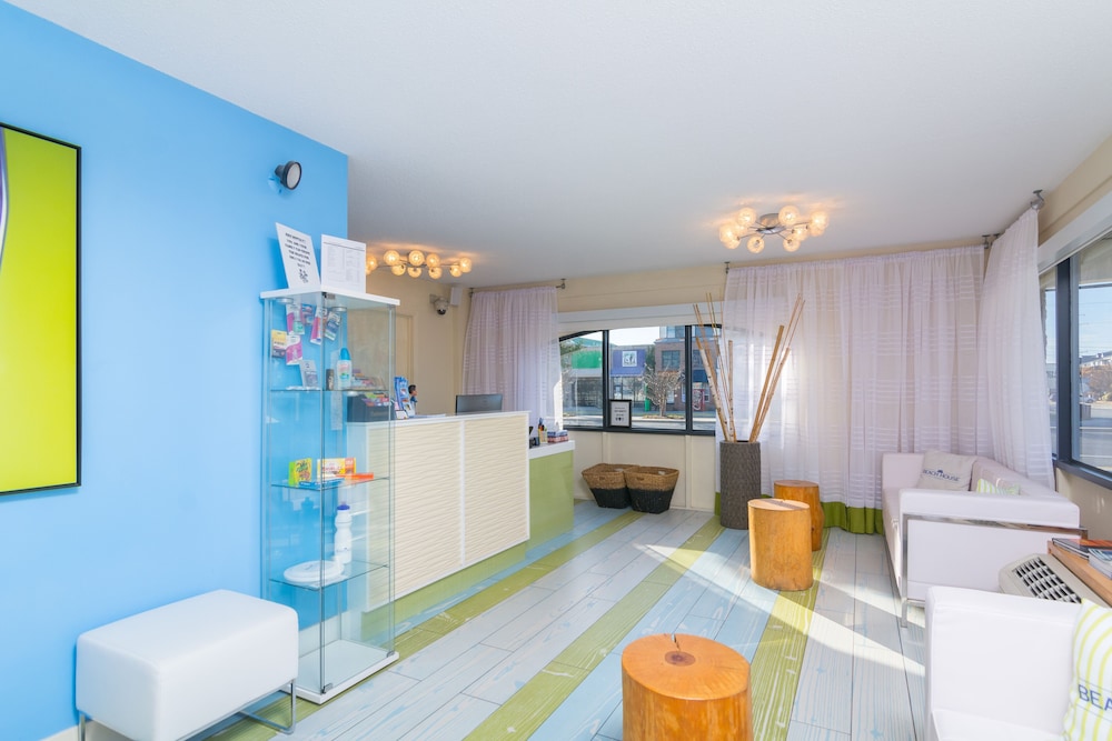 Beach House Dewey - Double Bed Room