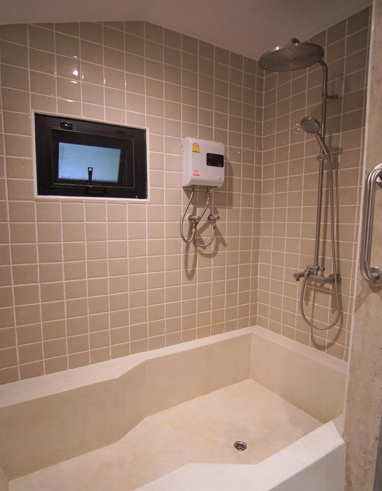 Photo - At Leaf Villa